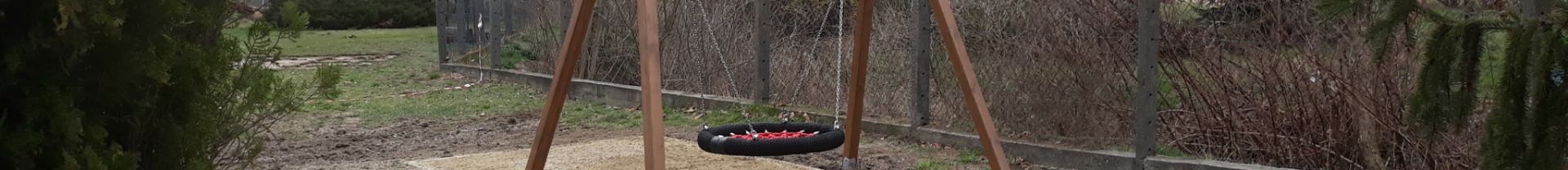 A szezon első játszóterét Únyban építettük