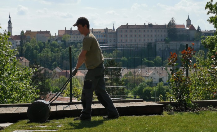 Veszprémi kert új kilátásokkal