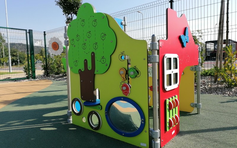 Játszótéri eszköz