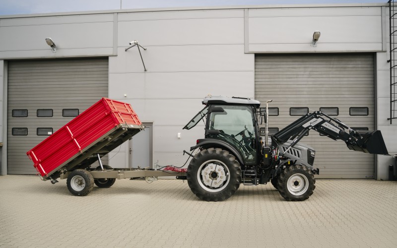 Fotrak traktorok Royal-Kert Kft.