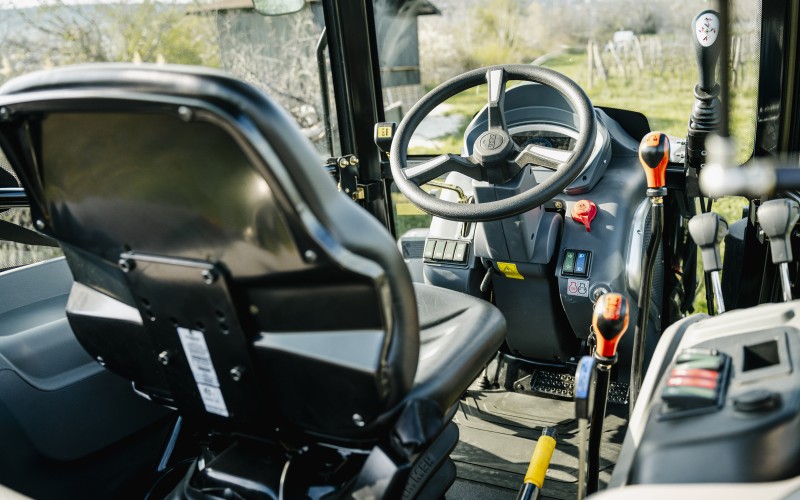 Fotrak traktorok Royal-Kert Kft.