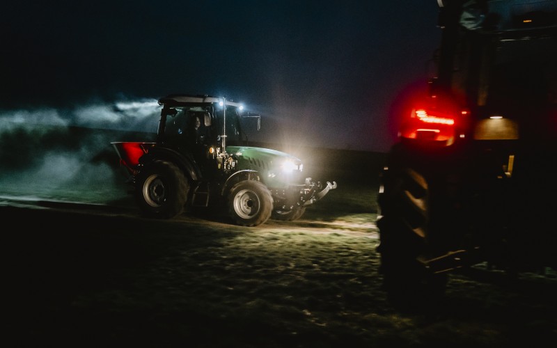 Fotrak traktorok Royal-Kert Kft.