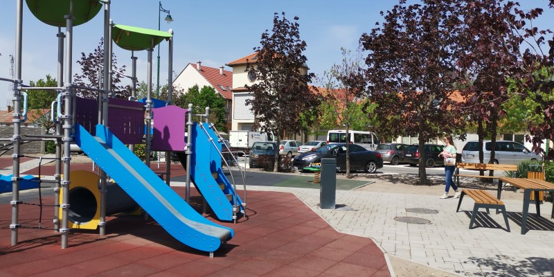 Mórahalom játszótér Buglo játszótéri eszközökkel