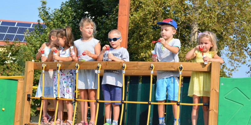 17 méteres fahajó a fertőszentmiklósi játszótéren