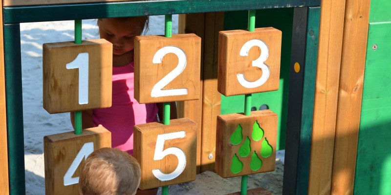 17 méteres fahajó a fertőszentmiklósi játszótéren