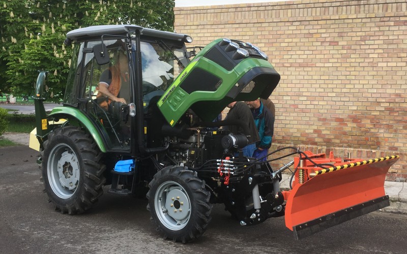 50 LE ZOOMLION traktor NEGRI Bio ágaprítóval, hótolólappal Poroszlón