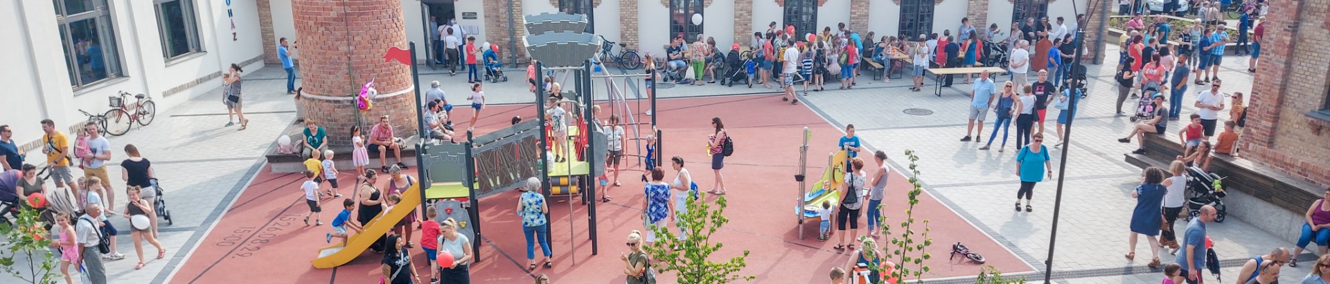 Referenciák-Köztér