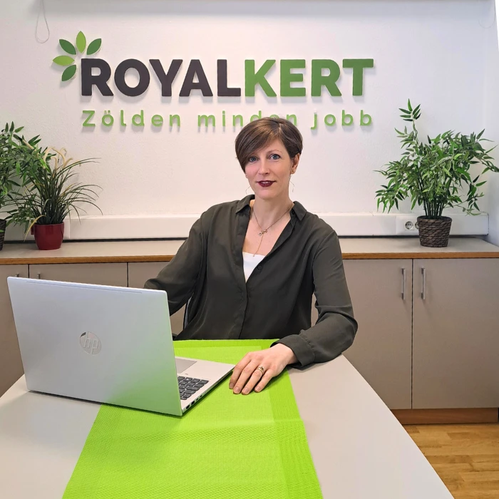 Caronte-Veisz Adrienn