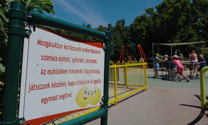 Győr, Barátság park