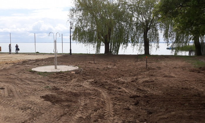 Csopak - Bővült, szépült a strand