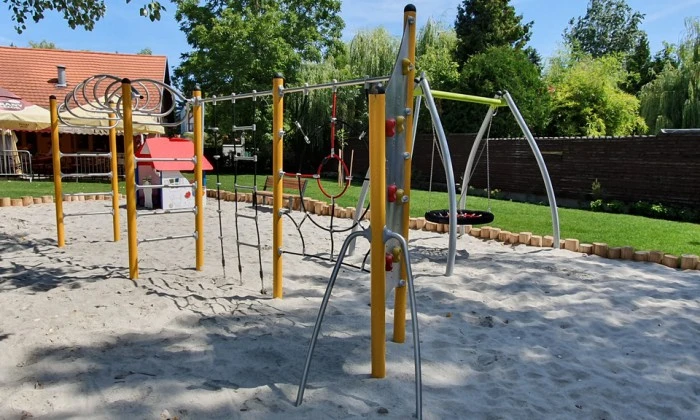 Balatonkenese - Egy strand családokra szabva_3