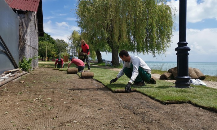 Csopak - Bővült, szépült a strand