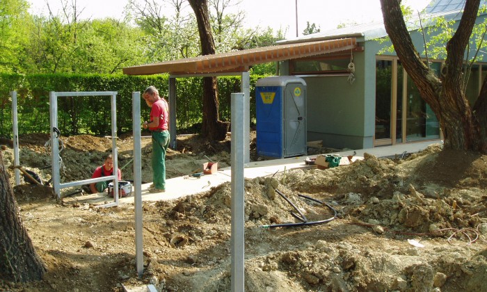 Balatonakarattya - Modern kert a Balaton partján_3