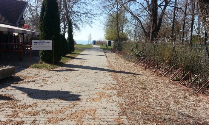 Balatonkenese - Egy strand családokra szabva_3