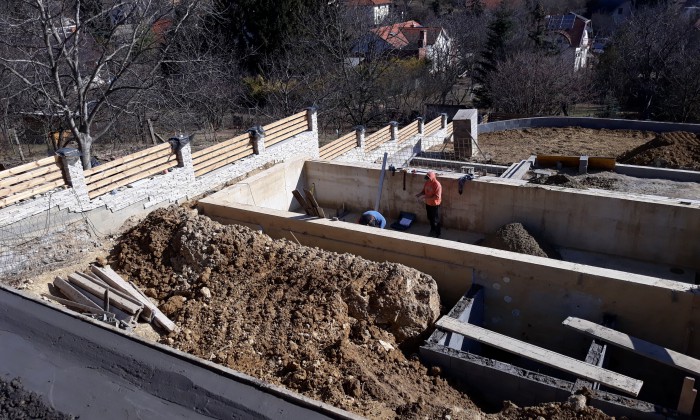 Budaörs - Lejtős, keskeny kert