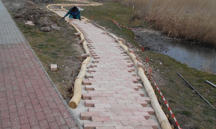 Csopak, Ifjúsági sétány - Fitneszpark és mezítlábas ösvény_9