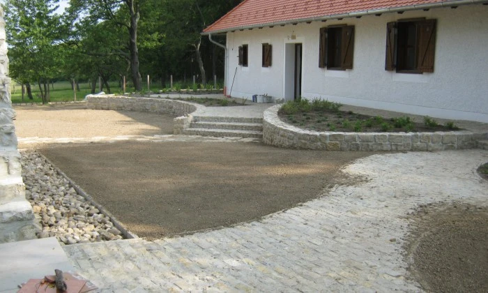 Erdei kert a Bakonyban_3