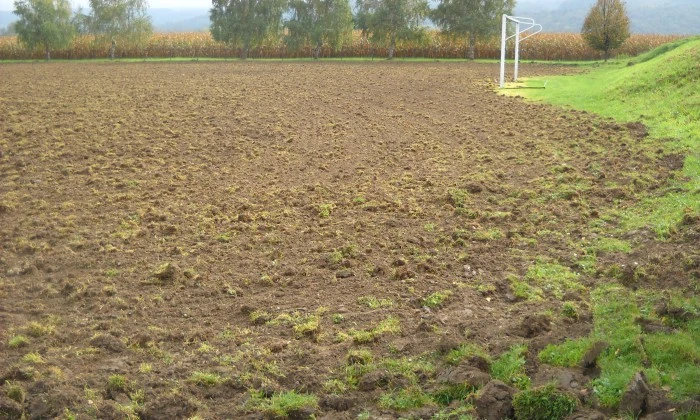 Taliándörögd, futballpálya - Felújítás füvesítéssel_0