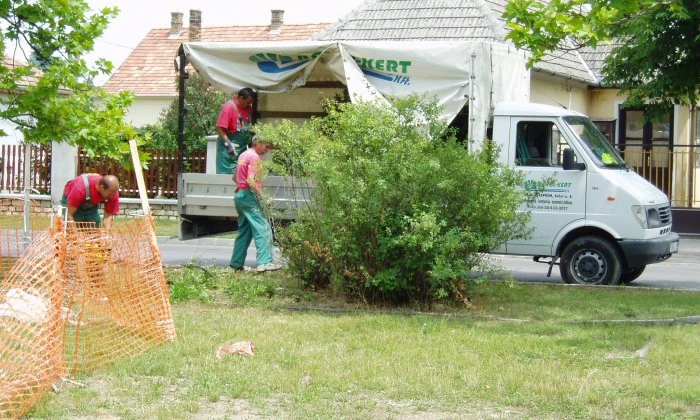 Veszprém - Családi pihenőpark játszótérrel_0