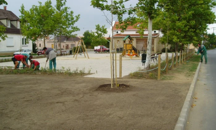 Veszprém - Családi pihenőpark játszótérrel_20
