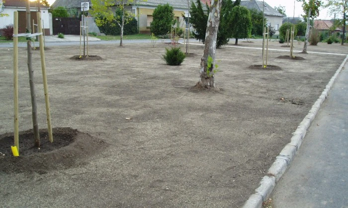 Veszprém - Családi pihenőpark játszótérrel_22