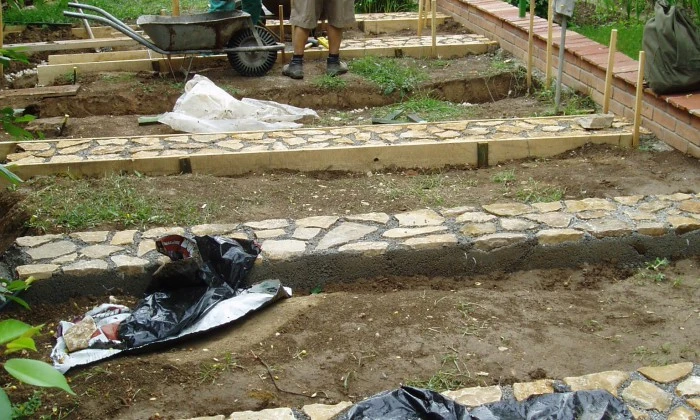 Veszprém - Kis kert természetközeli megoldásokkal_14