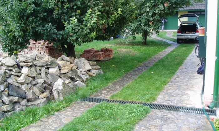 Veszprém - Kis kert természetközeli megoldásokkal_3