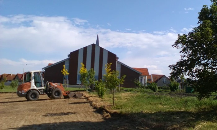 Veszprém - Nagy gyepes befogadóterek_2