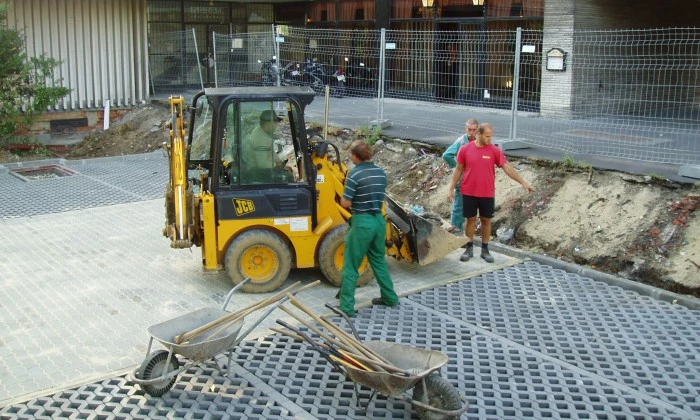 Veszprém, Pannon Egyetem - Kollégiumi parkoló rendezése_2