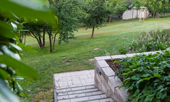 Alsóörs- újdonságok kertje