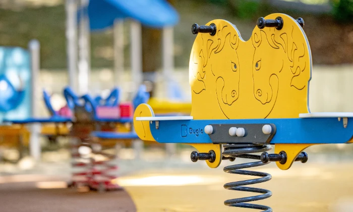 Integrált játszótér a Pető Intézet udvarán