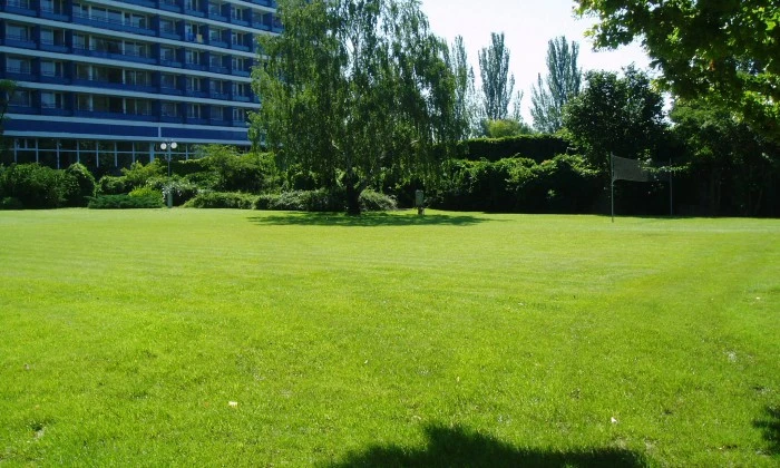 Balatonfüred, Hotel Annabella - kertépítés