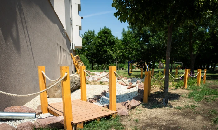 Veszprém első közterületi esőkertje