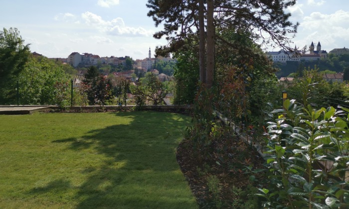 Veszprém – Kis kert, új kilátásokkal