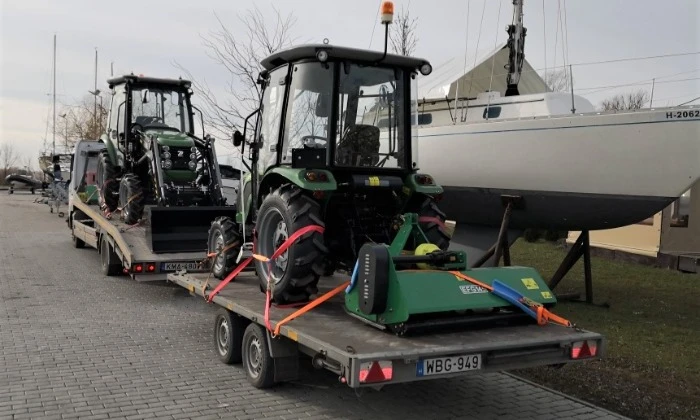 Gyenesdiás, traktor